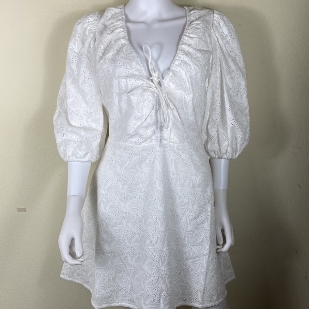 NWT Nicholas lace white eyelet dress with pouf sleeves - Picture 6 of 6